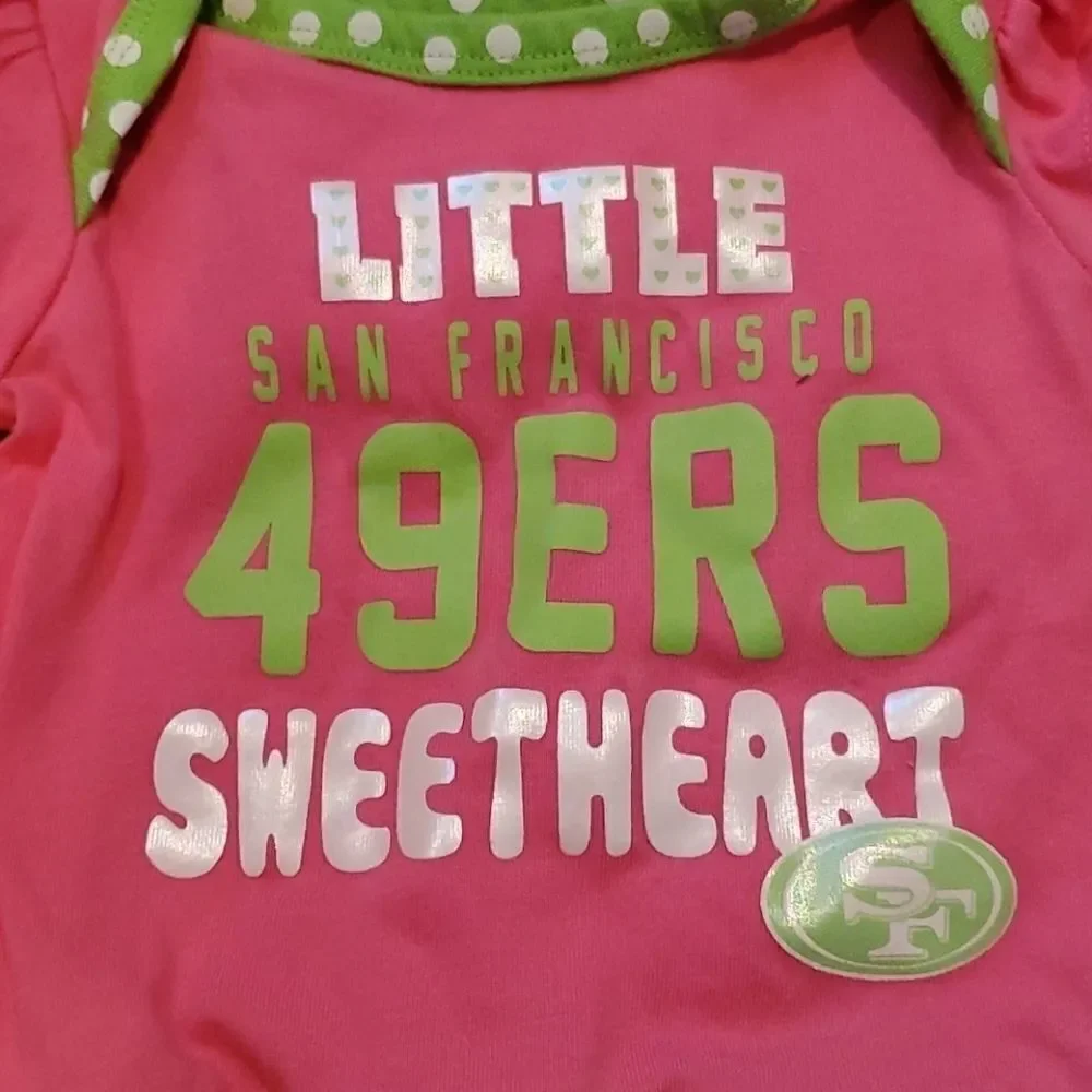 49ers 0-3 month onsie, bib and shoe socks. NWOT